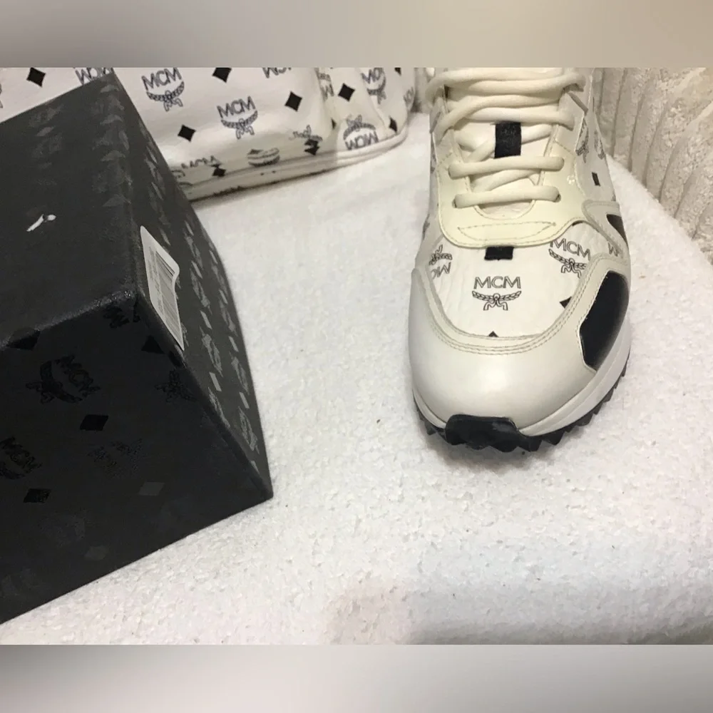 MCM Sneakers